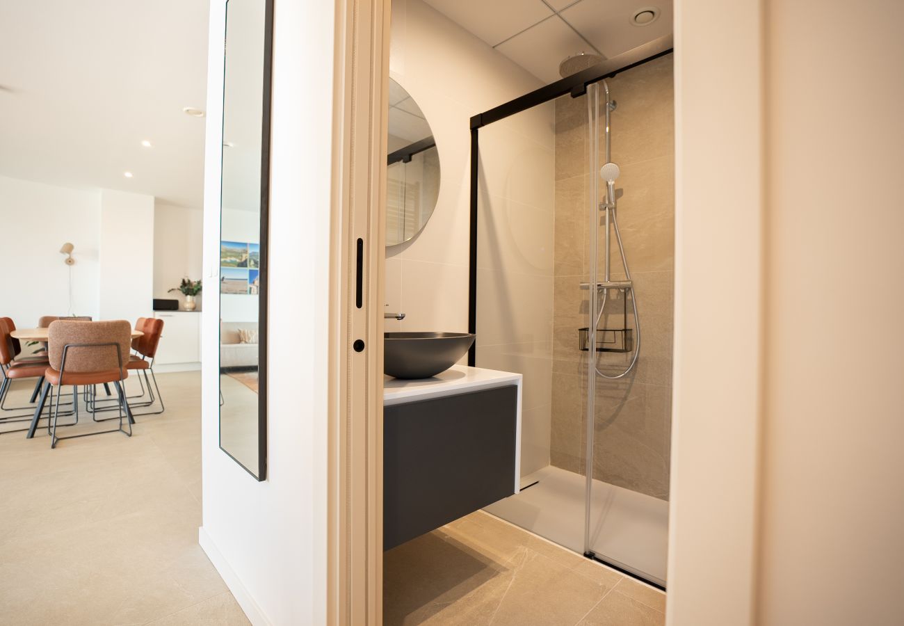 Aparthotel in Villajoyosa - PureSea by United Renters 0.5