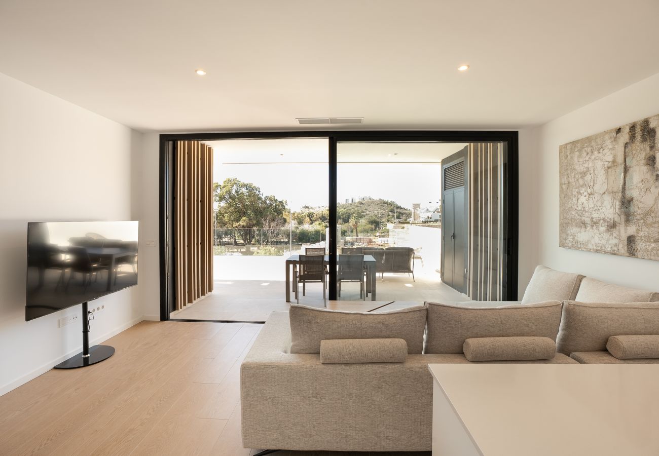 Aparthotel in Villajoyosa - PureSea by United Renters 0.6