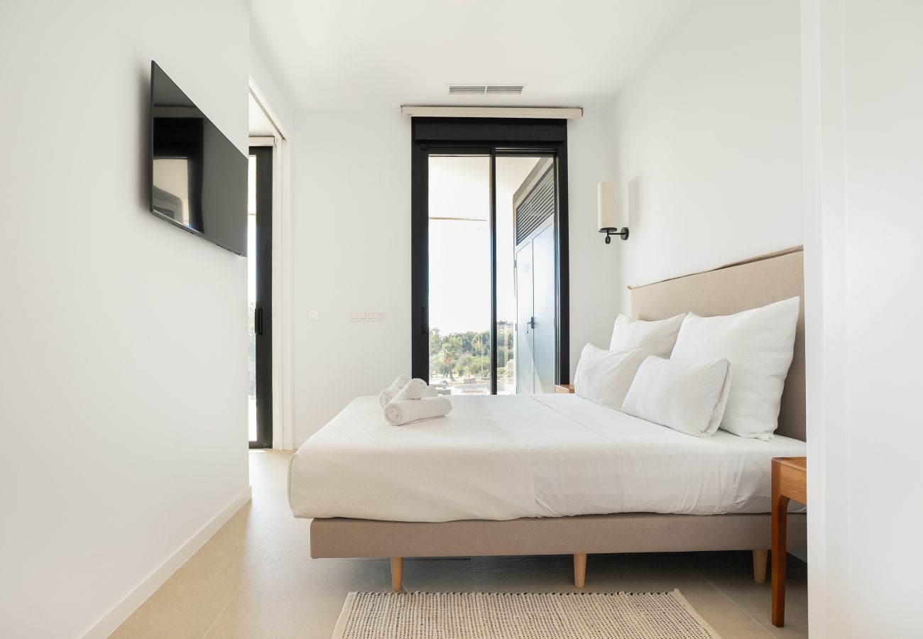 Aparthotel in Villajoyosa - PureSea by United Renters 1.3