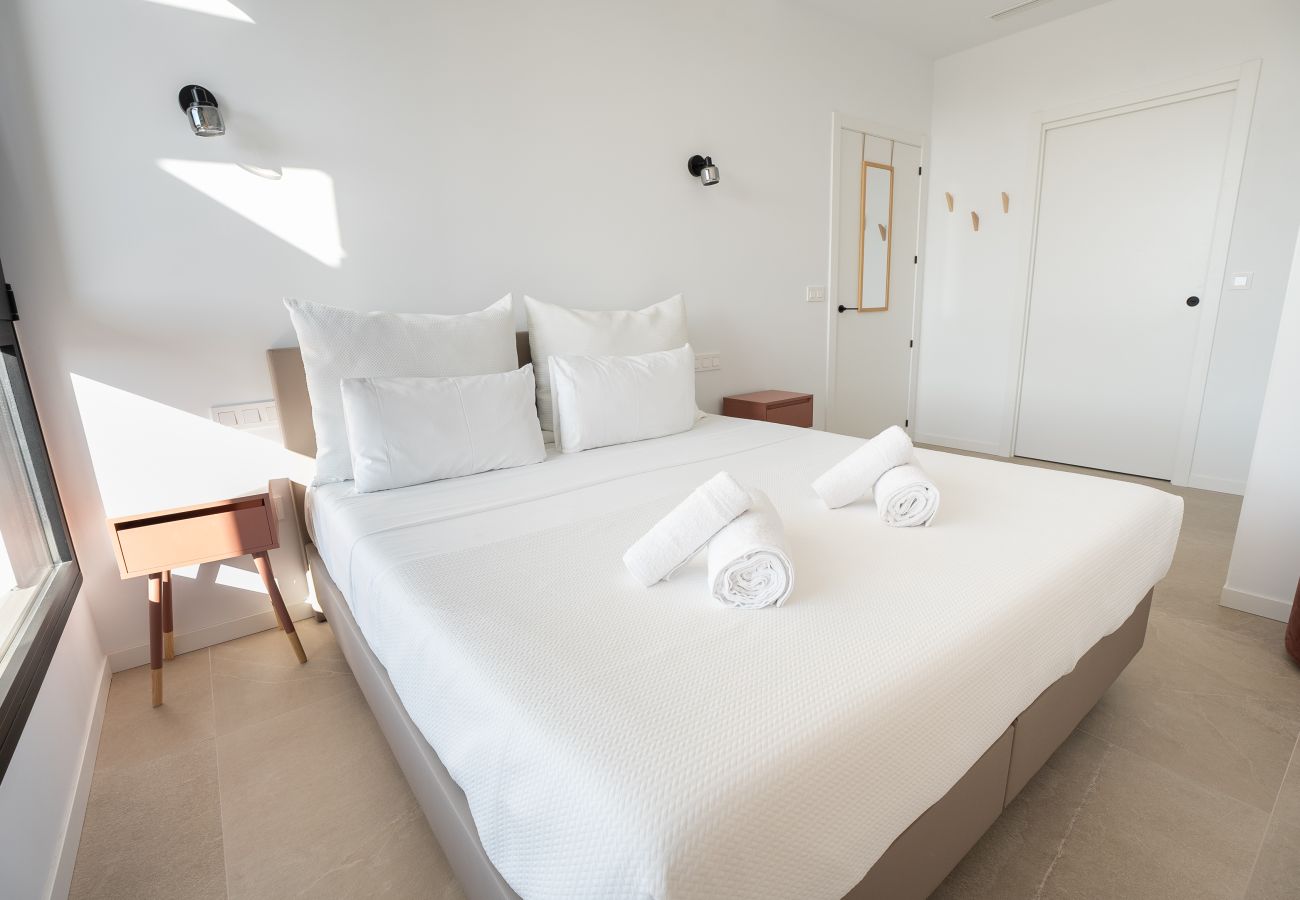 Aparthotel in Villajoyosa - PureSea by United Renters 1.6
