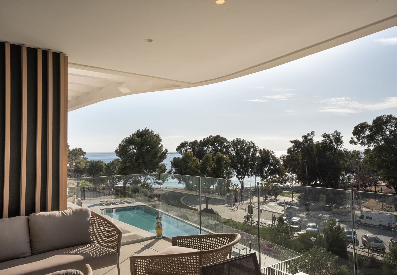 Aparthotel in Villajoyosa - PureSea by United Renters 1.7