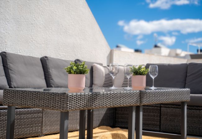 Apartment in Los Arenales del Sol - Arenales Skyline Penthouse By United Renters Apartment in Los Arenales del Sol - Arenales Skyline Penthouse By United Renters